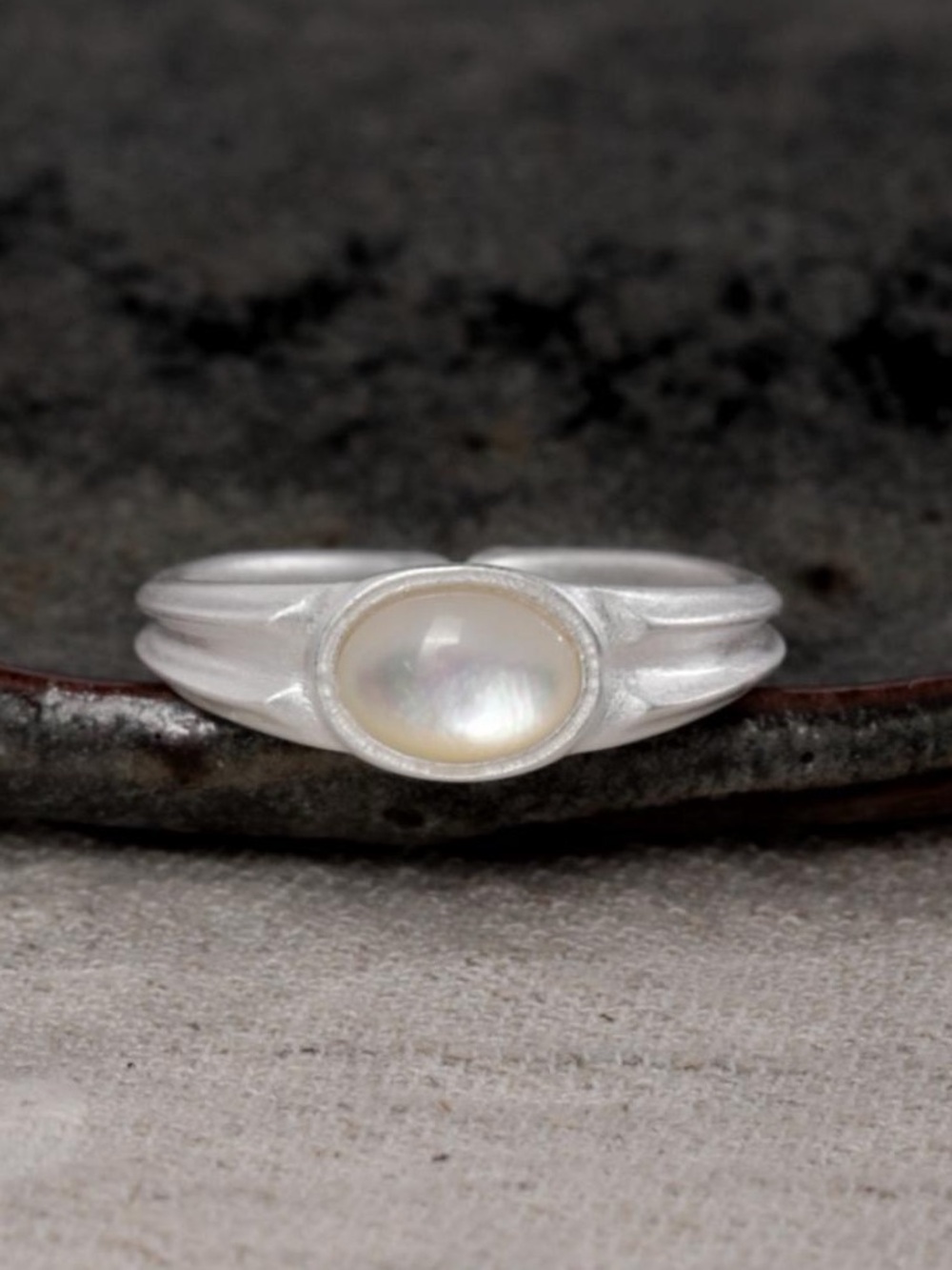 S925 Sterling Silver Ring with Oval White Cabochon Stone Open Size Adjustable - Picture 3 of 9